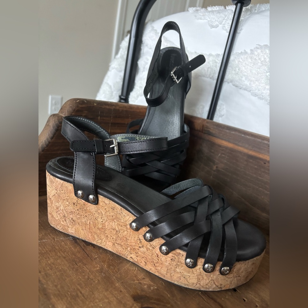 Bussola Mansfield Mavis Wedge Heel Sandals. Black. Size 41. Comfy and cute!